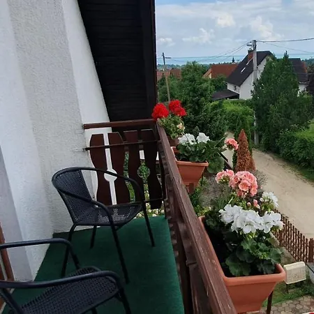 Baker Street 4* Balatonalmadi