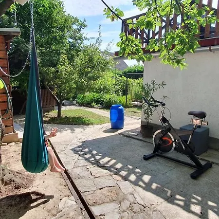 Baker Street Aparthotel Balatonalmádi